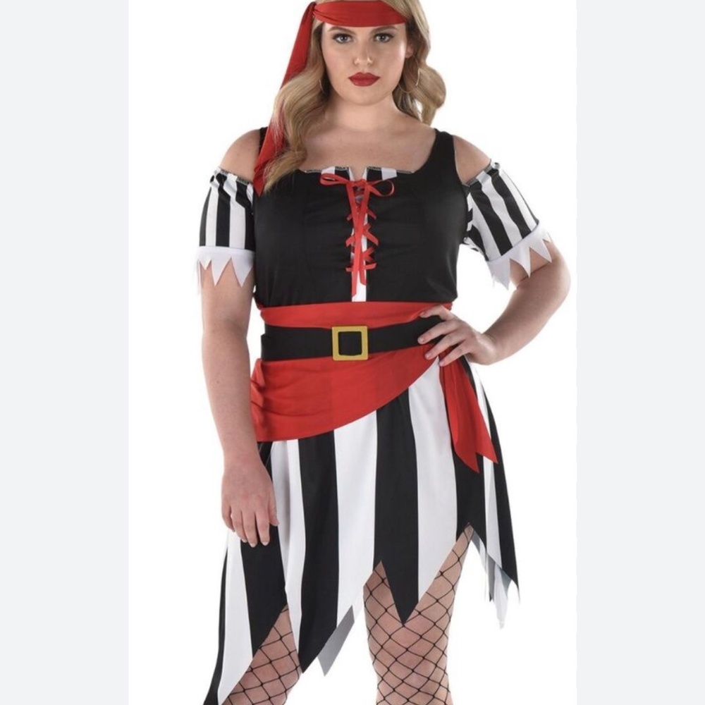Adult Sultry Shipmate Pirate Costume
